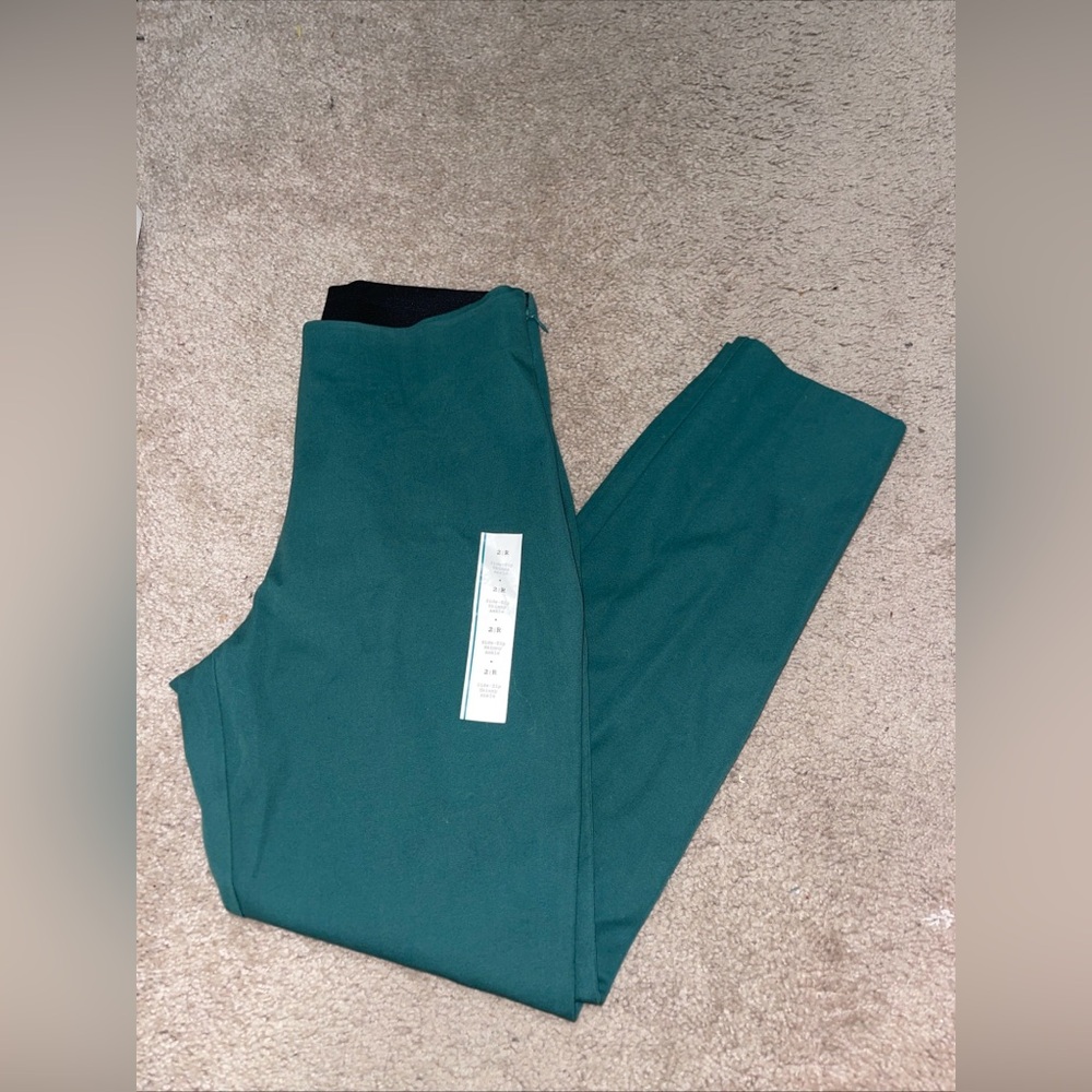 SOLD High Rise Skinny Ankle Women's Pants Green A New Day - Size 2R- NEW